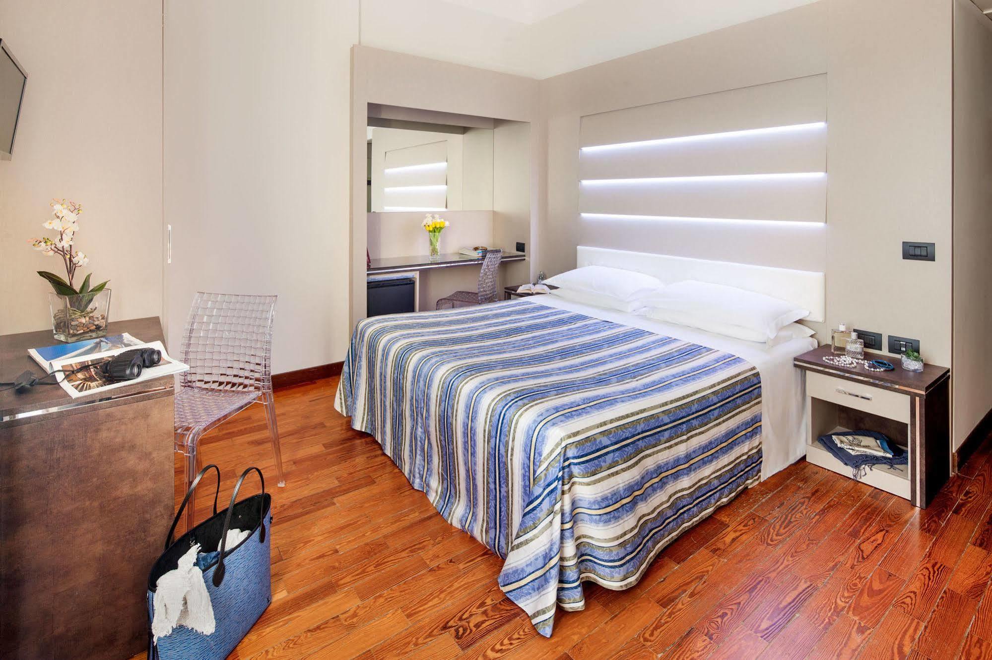 Hotel Riviera ราปาลโล ภายนอก รูปภาพ